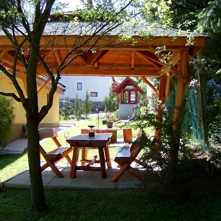 Sasvar Vendeghaz Holiday home Paradsasvar